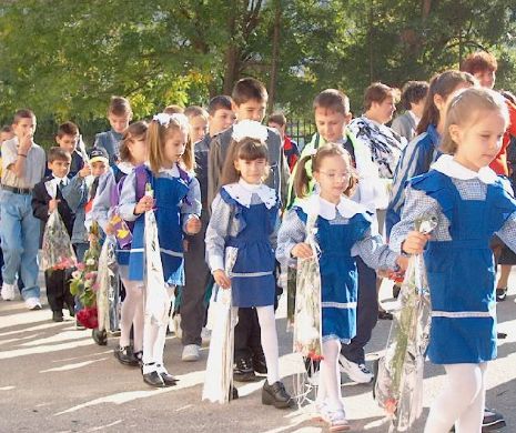 Ce acte le trebuie mâine PĂRINŢILOR la şcoală pentru  ÎNSCRIEREA copiilor ÎN ÎNVĂŢĂMÂNTUL PRIMAR. Aici ai toate DETALIILE