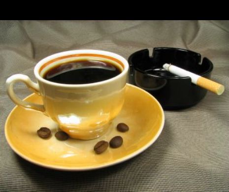 Ce risti daca bei cafea si fumezi in acelasi timp