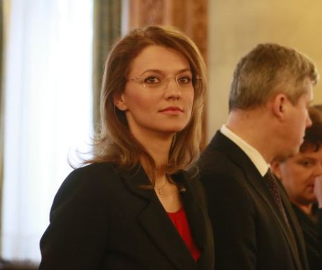 Copreședintele PNL Alina Gorghiu îi cere lui Victor Ponta să stabilească data alegerilor parțiale în ședința de guvern de mâine