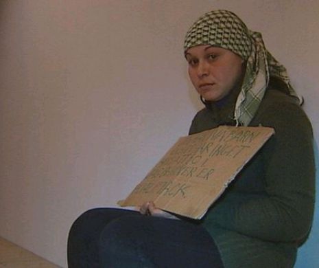 Doi romi din România EXPUȘI într-un MUZEU din Suedia