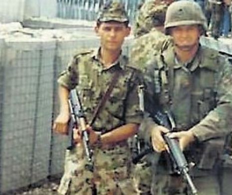 EXCLUSIV EVZ. Militarul român care a oferit cinci minute de dragoste unei familii sârbo-musulmane