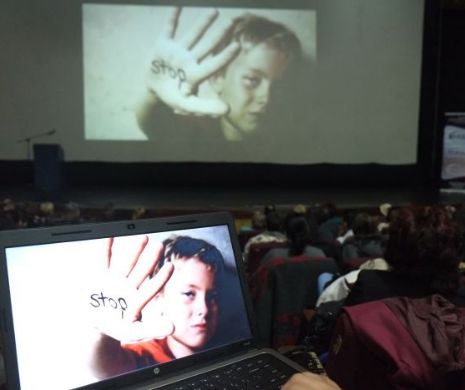 Fără violență în școli. Proiect extins în 20 de licee din București, Brașov, Ilfov și Prahova