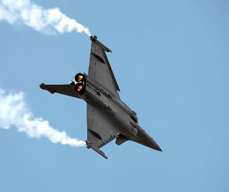Francezii au găsit, în sfârști, clienți pentru avionul de luptă Rafale