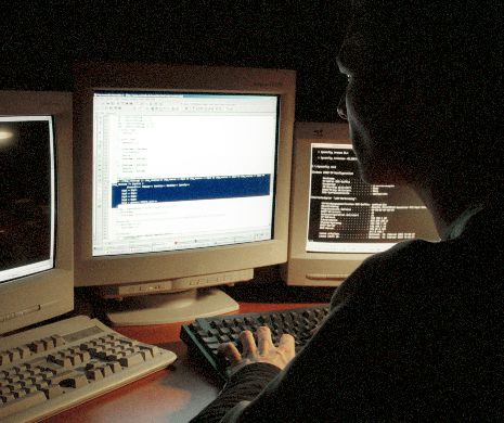 Hackerii au furat un miliard de dolari de la bănci