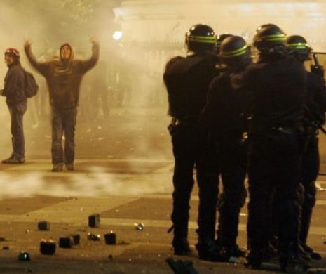 Incidente între extremişti în Germania: 130 de arestări