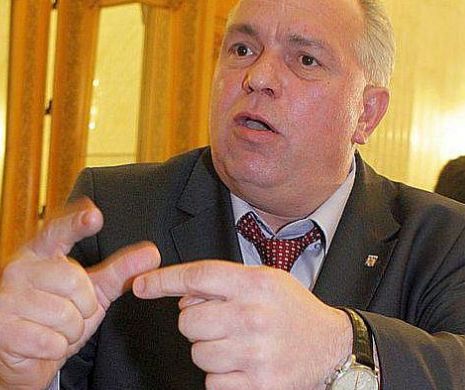 Nicușor Constantinescu lansează noi atacuri la adresa procurorilor DNA