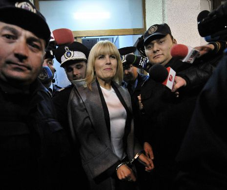 Ruxandra Dragomir: Să-și fie rușine Dinu Pescariu! Și ție și tuturor celor care au beneficiat de prietenia și încrederea Elenei
