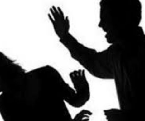 Și-a bătut nevasta după un film de la televizor despre violență în familie