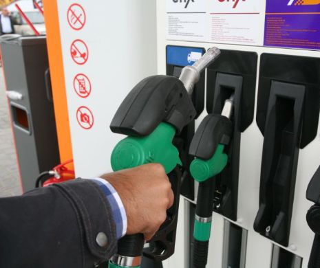 VÂLCOV discută astăzi cu companiile petroliere despre creşterea PREŢULUI CARBURANŢILOR