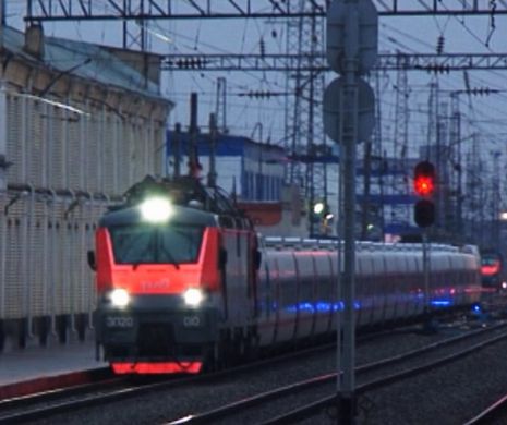 ACŢIUNE. Aproape 400 de poliţişti în trenuri şi gări