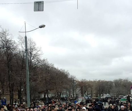 Boris Nemțov, funeralii cu „ușile închise”