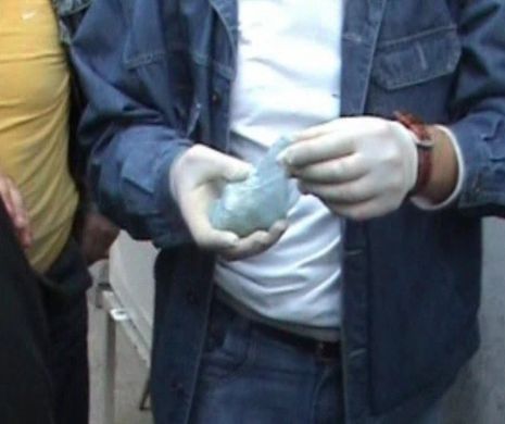 Captură RECORD. Peste patru TONE de droguri, confiscate