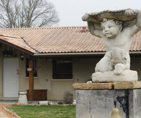 CASA GROAZEI: cinci bebeluși găsiți congelați în locuința unei familii de lângă Bordeaux