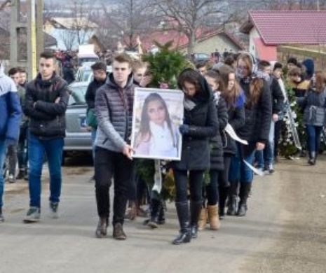 "Îmi vine să închid porţile şi să-mi ţin copiii la şcoală 24 din 24". Reacţii după crima din Copou