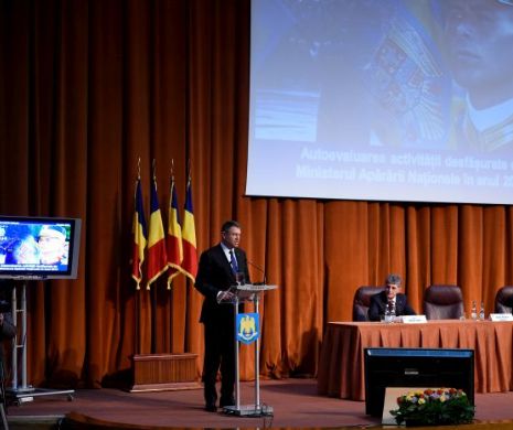 Iohannis vrea pensii decente pentru militari