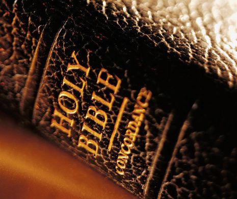 Mai ceva ca-n vremea persecuțiilor romane! Le e teamă și rușine să spună că sunt CREȘTINI