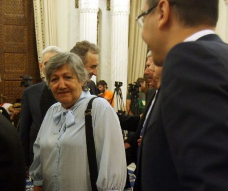 Mama premierului Ponta: Lovind în mamă, loveşti şi în fiu, lovind în soră, loveşti şi în frate