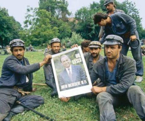 MINERIADA din 1990. CRIMELE împotriva umanităţii au ŞOCAT lumea şi au ZGUDUIT Bucureştiul. Imaginile care ne arată chipurile BARBARIEI | VIDEO