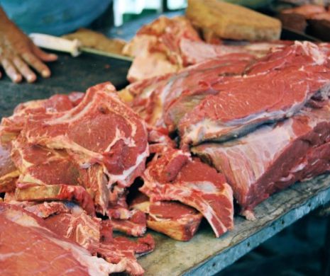 O TONĂ de carne stricată, confiscată