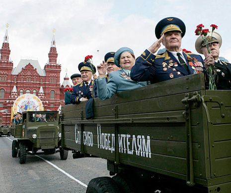 Parada de Ziua Victoriei de la Moscova încinge spiritele. Rușii se simt insultați de liderii europeni