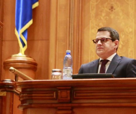 Parlamentul votează, mâine, numirea lui Eduard Hellvig la şefia SRI