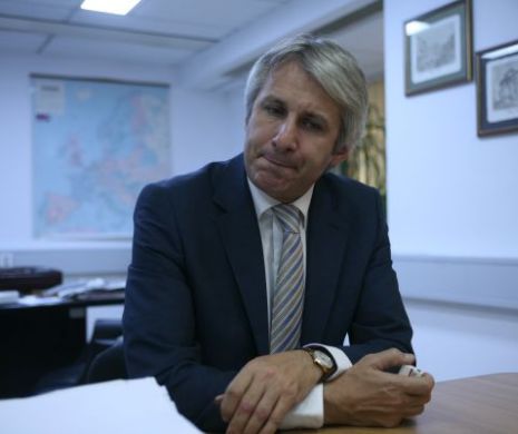 Preşedintele Iohannis a semnat decretele privind numirea lui Eugen Teodorovici la Finanţe şi a lui Marius Nica la Fondurile Europene