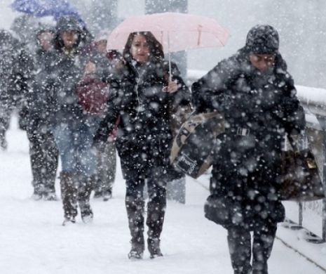 PROGNOZA METEO. Cod galben de vreme rea, cu ninsori, ploi, vânt intens și temperaturi scăzute