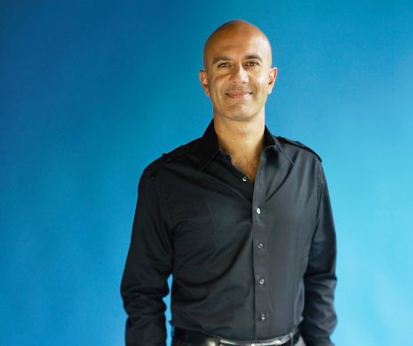 Robin Sharma vine la Bucureşti pentru a treia oară