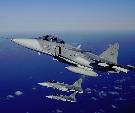 Rusia își ÎNTEȚEȘTE provocările în Marea Baltică. Bombardiere rusești BACKFIRE interceptate de GRIPEN-urile suedeze!