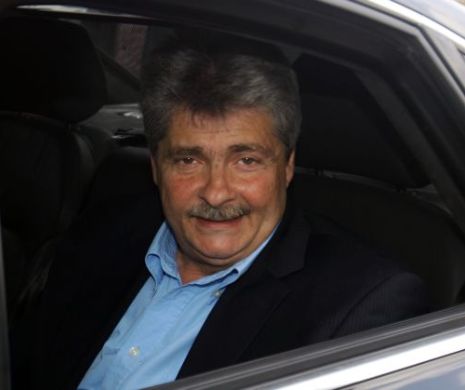Sorin Ovidiu Vîntu îl laudă pe Iohannis: ”Dacă i-am da toată puterea, ar fi capabilsă pună în aplicare un proiect economic”