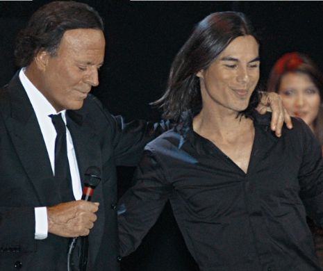 Surpriză: Cine va fi pe scenă alături de Julio Iglesias, în România?