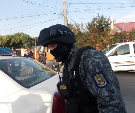 Suspecţi de înşelăciune prin metoda ACCIDENTUL, prinşi la Constanţa. Apelul poliţiştilor a avut efect