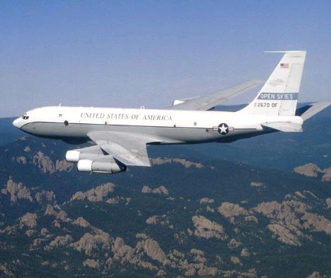 Un Boeing OC-135B american va aduna INFORMAȚII deasupra Teatrului de RĂZBOI Ruso-Ucrainean!