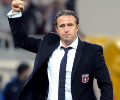 Bomba anului! Reghecampf semneaza cu Dinamo