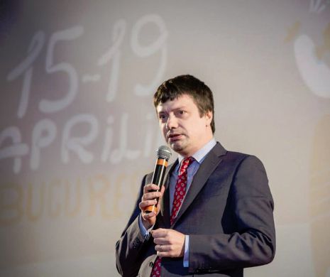 GAFĂ uriaşă a ministrului Culturii. Cum l-a transformat pe Hamlet în scriitor
