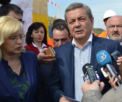 Ioan Rus le promite românilor că în MAXIM trei ani vor circula pe autostrăzi lungi de câteva sute de kilometri