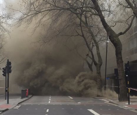 LONDRA, în FLĂCĂRI. Sirenele au răsunat în capitala Marii Britanii