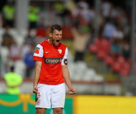 Marius Niculae i-a dedicat victoria cu Rapid unui muzician celebru