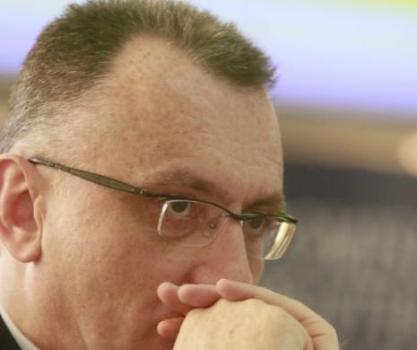 Ministrul Educației: "Am o competență peste medie la matematică, dar am avut dificultăți în rezolvarea unor probleme de clasa a IV-a sau a V-a"