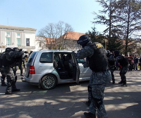 Percheziţii de amploare la Constanţa. Evaziune fiscală de 1,5 milioane de euro