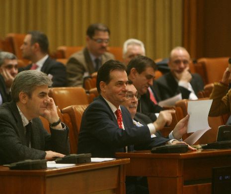 PNL se dă bătut. Încercările eșuate ale liberalilor de a-l da jos pe Ponta