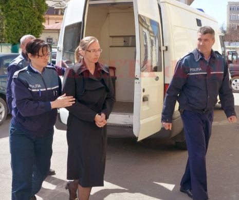 Șpăgile în mâncare au mers bine de Paști! O curcă, peşte şi ouă pentru obţinerea unui certificat de handicap accentuat!