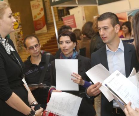 START ÎN CARIERĂ. Târg de joburi pentru studenți și masteranzi