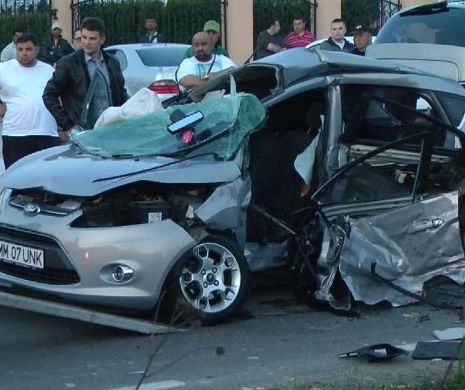 TRAGEDIE FĂRĂ MARGINI. O creatoare de modă de la noi a murit într-un cumplit accident de maşină. A pierit alături de şoţ şi unul dintre copii