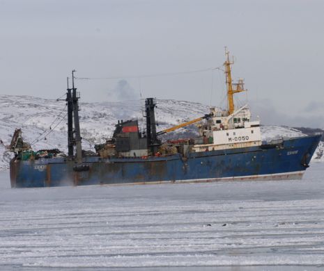 Un trauler rusesc s-a scufundat în Marea Ohotsk. Zeci de marinari au murit
