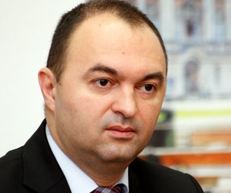 Acuzațiile DNA pentru baronașul Adomniței. Fostul ministru al Educațație este învinuit de favorizarea infractorului și fals. Paguba adusă bugetului este de 213.000 de lei