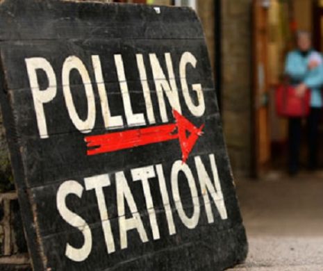 Alegeri în Marea Britanie. Conservatorii și laburiștii apar la egalitate în ultimele sondaje