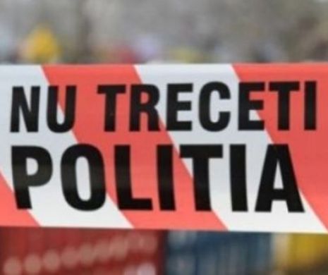 ANCHETA în cazul înjunghierii din centrul Vechi. Doi tineri identificaţi, unul este căutat