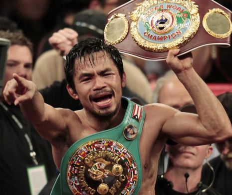 Aroganta maxima a lui Pacquiao la cantar! Cu ce a urcat pe scena in fata lui Mayweather? SUPER FOTO