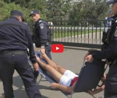Au mutat Vama Veche în fața Guvernului și i-a luat Jandarmeria pe sus, ca în filmele cu proști | VIDEO